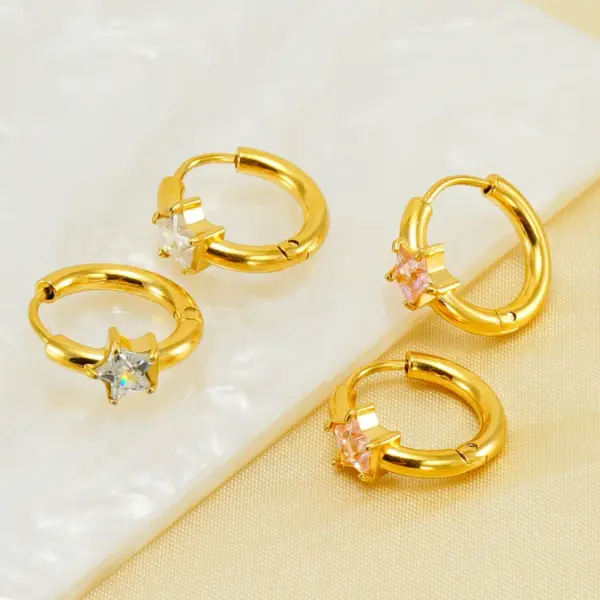 Wholesale PVD Coated 18K Gold Plated Star 304 Stainless Steel Elegant Retro Waterproof Non Tarnish Earrings