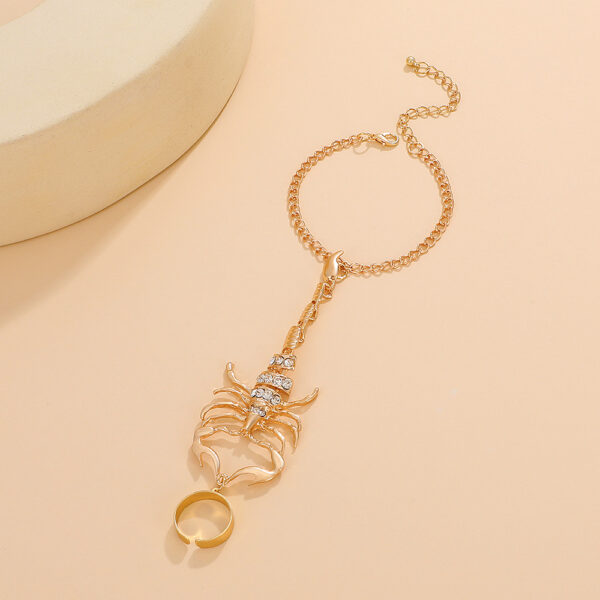 oly-ee14f2d4522beeabf538a51217cdd26a Wholesale European and American Cross-border Retro Trendy Single Metal Bracelet Distinctive Exaggerated Micro-inlaid Scorpion Three-dimensional Single Finger Bracelet for Women