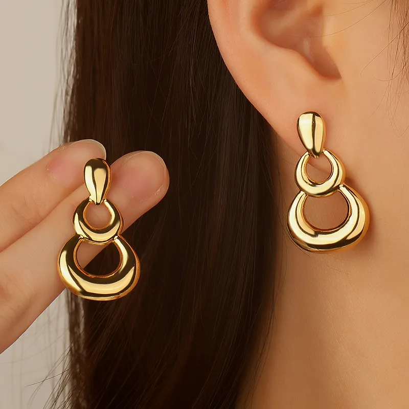 Wholesale 1 Pair Vintage Style Classic Style Circle 304 Stainless Steel Imitation Gold Electroplating Ear Studs