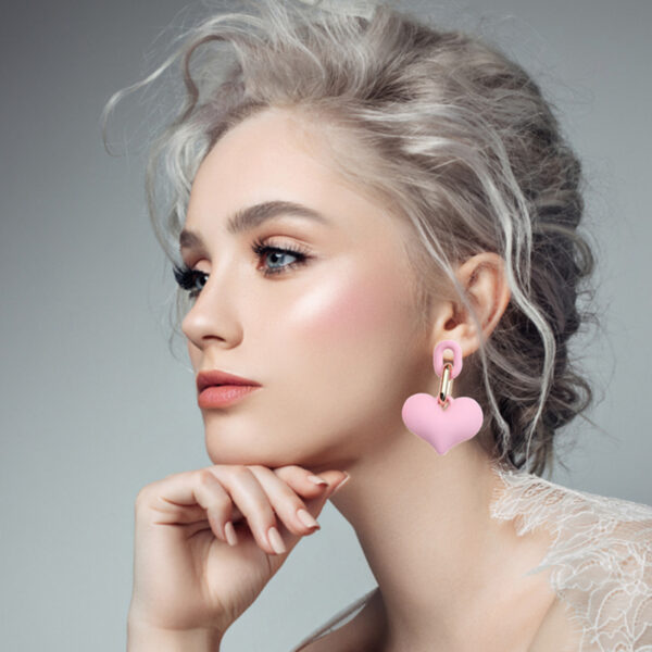 Wholesale TikTok temu New Internet Celebrant Mother's Day Valentine's Day Color Acrylic Love Earrings Jazz Street Dance Earrings
