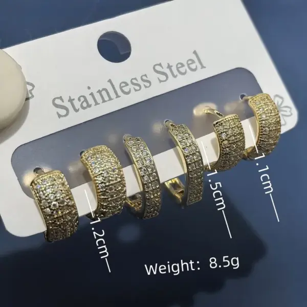 Wholesale Copper Solid Color Electroplated Zircon Golden Plated Elegant Romantic Commute Hoop Earrings