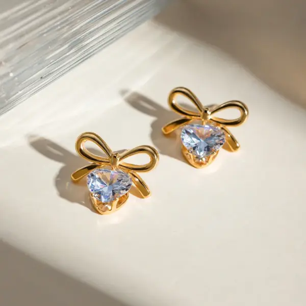 Wholesale 304 Stainless Steel Heart Shape Bow Knot PVD Coated Zircon Real Gold Plated 18K Gold Elegant Sweet Waterproof Non Tarnish Inlay Ear Studs
