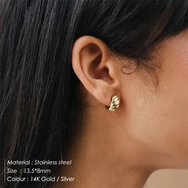 18K Gold Plated 304 Stainless Steel PVD Coated Solid Color Waterproof Non Tarnish Surgical Steel Plating Simple Style Ear Studs For Women's