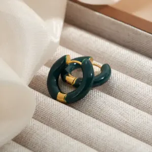 Dark / Green