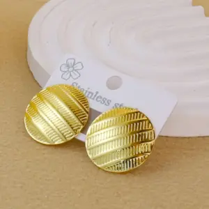 Gold / Average Size / Style 82