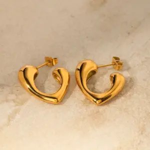 Wholesale 1 Pair Vintage Style Simple Style Classic Style Heart Shape 304 Stainless Steel 18K Gold Plated Stainless Steel Earrings