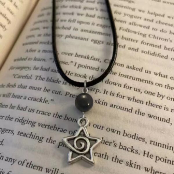 Wholesale European and American cross-border jewelry sweet cool five-pointed star vortex necklace ins simple star tassel spiral pattern clavicle chain