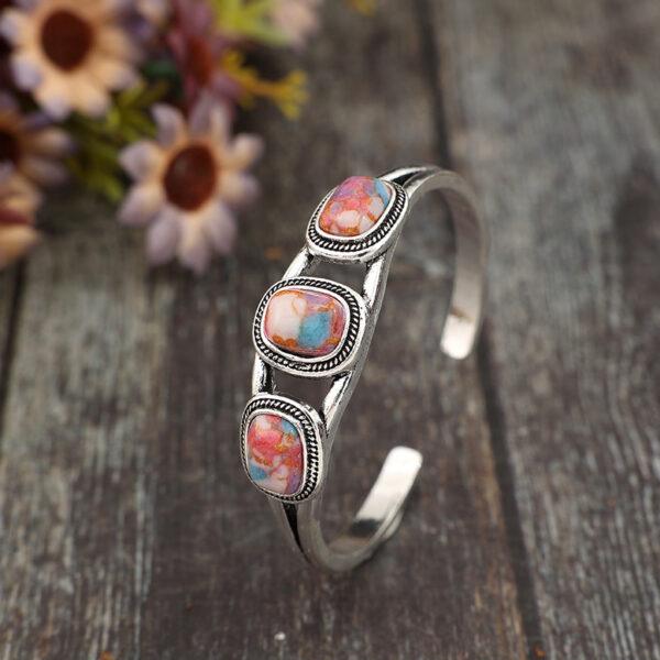 Wholesale Cross-Border New Style Retro Inlaid Colorfulful Turquoise Creative Cut Out Pattern Leaf Alloy Open Bracelet