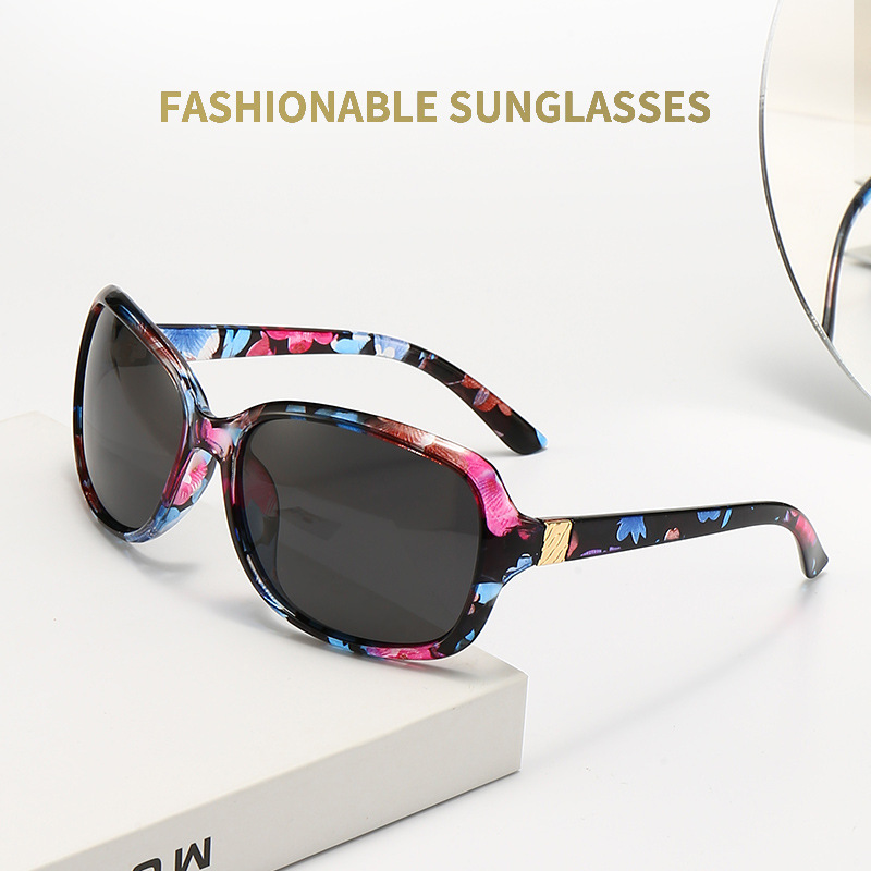Wholesale European and American larized Sunglasses Fashion Sunglasses for Women Retro Trendy Exrt Classic Glasses Frame Wholesale 8158 Myopia