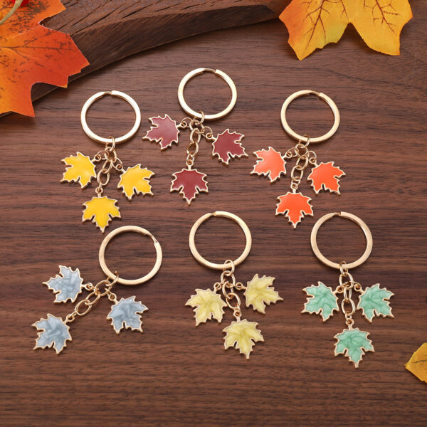 oly-ef88fc17eccf0aafb426773a401d422e Wholesale Fall Thanksgiving Colorful Maple Leaf Oil Droplet Keychain