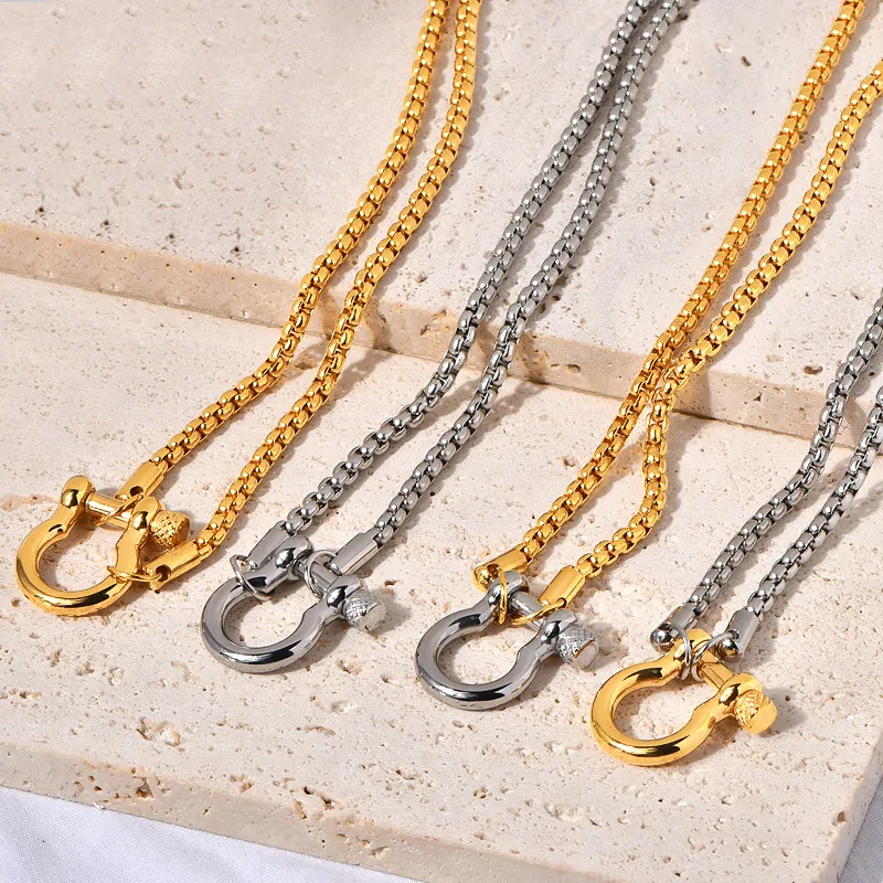 Wholesale PVD Coated Real Gold Plated 18K Solid Color 304 Stainless Steel Titanium Classic Style Waterproof Non Tarnish Pendant Necklace