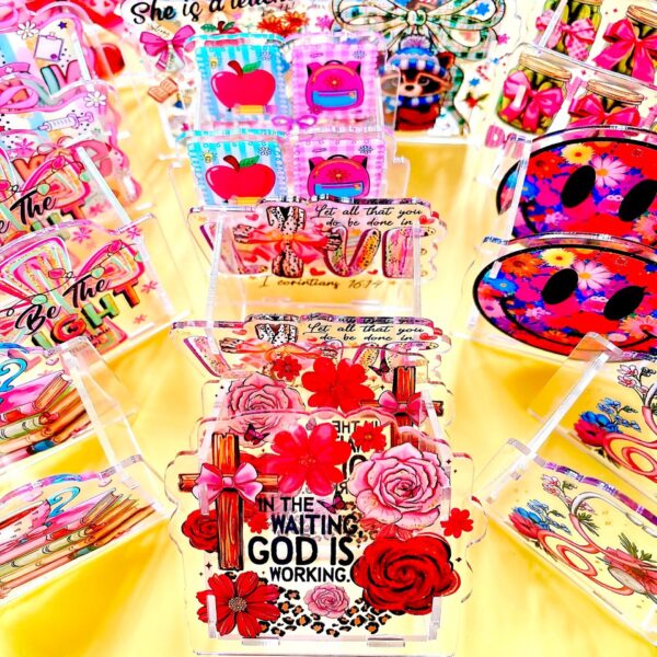 Wholesale Doctor's Smiley Cherry Acrylic Pen Holder/Pen Case