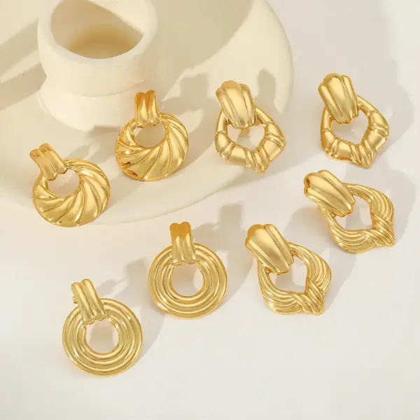Wholesale 1 Pair Casual Elegant Simple Style Geometric 304 Stainless Steel 18K Gold Plated Ear Studs