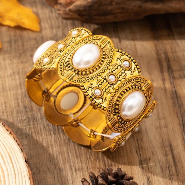 Wholesale European and American cross-border ethnic style retro alloy color bracelet women's bohemian pearl bracelet jewelry