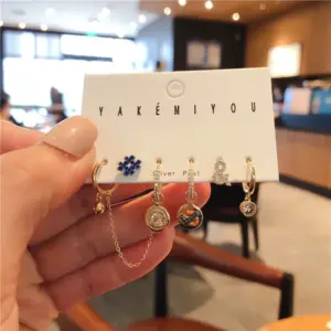 E2244-Blue Diamond Character Chain