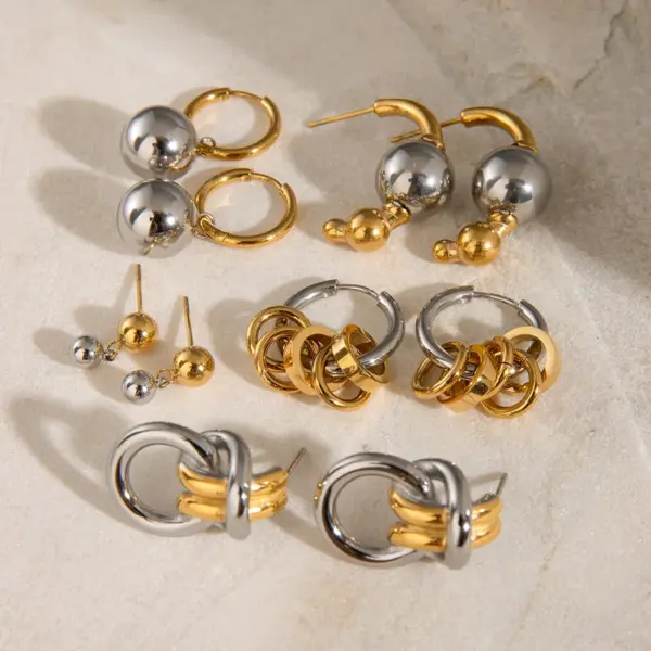 Wholesale 304 Stainless Steel Geometric PVD Coated 18K Real Gold Plated Real Gold Plated 18K Gold Retro Simple Style Classic Style Waterproof Non Tarnish Earrings Ear Studs