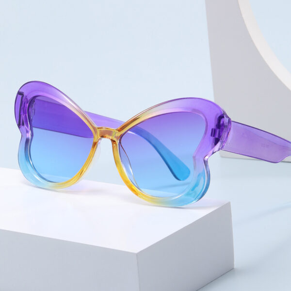 Wholesale New cross-border fashion butterfly-shaped sunglasses women's personalized color high-end sense ins party show sunglasses