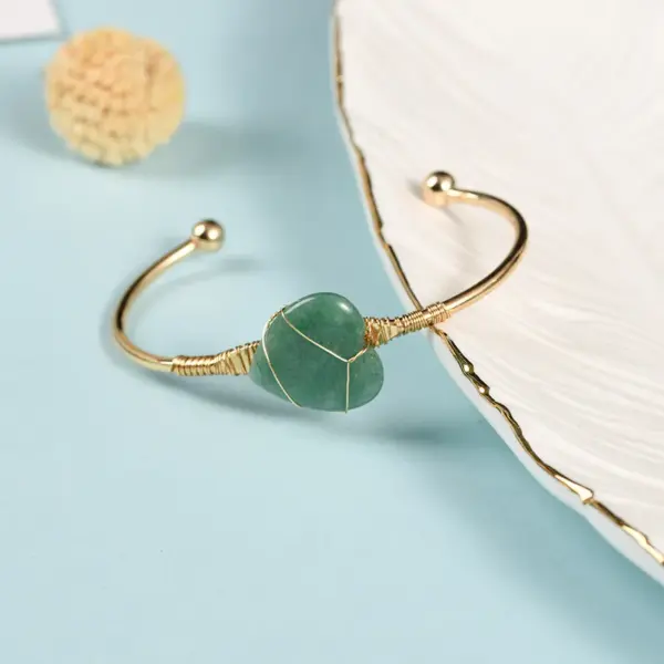 Wholesale Simple Style Heart Shape Crystal Bangle