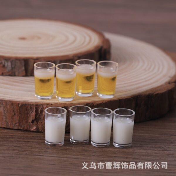 Wholesale simulation miniature doll house ornaments milk cup milk carton beer mug beer bottle diy handmade resin accessories