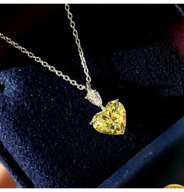 Wholesale Women'S Copper Diamond Heart Necklace Crystal Jewelry