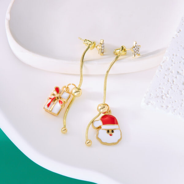 Wholesale Diamond-studded tassel Santa Claus wreath gift adjustable asymmetrical earrings
