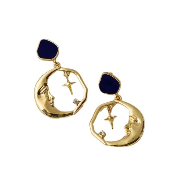 Wholesale Retro Design Sense Earrings Hollow Star Moon Face Creative Advanced Sense Earrings