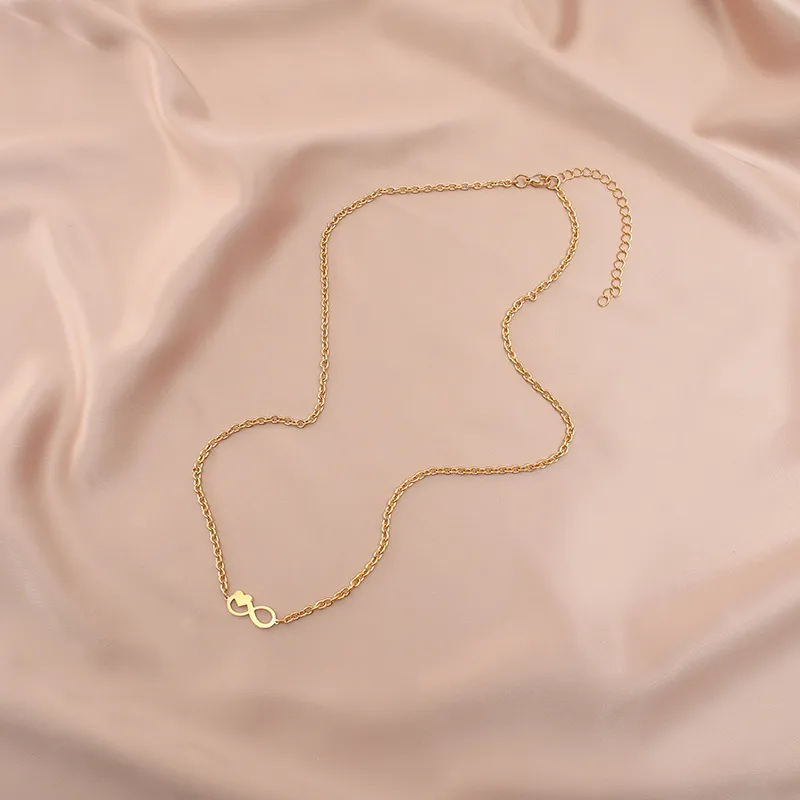 Wholesale New Simple Titanium Steel Heart-shape Number 8 Lucky Necklace
