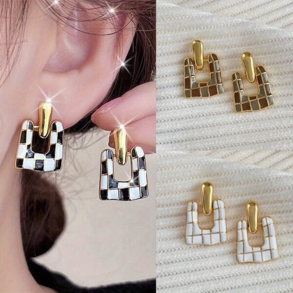 Wholesale Pendant earrings accessories light luxury earrings temperament earrings