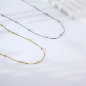 Wholesale PVD Coated Real Gold Plated 18K Gold Solid Color 304 Stainless Steel Simple Style Commute Waterproof Non Tarnish 304 Stainless Steel Necklace