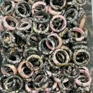 Black Line Red Pattern