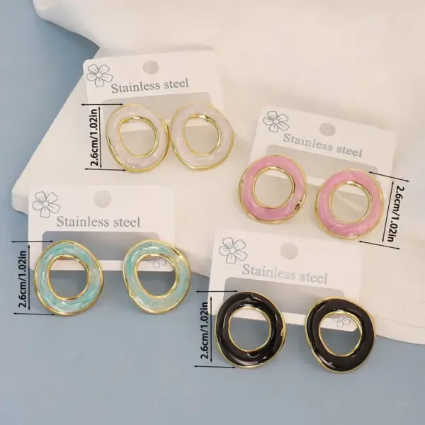 Wholesale Ion Plating (IP) 18K Gold Plated Round Square Flower 304 Stainless Steel Simple Style Waterproof Non Tarnish Ear Studs