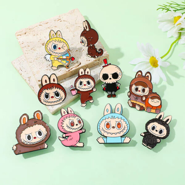 Wholesale Cute Brooch Cartoon Stylish Funny Metal Badge Brooch OLY Exclusive