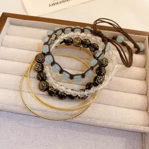 16# Bracelet--Black Flowers (Five-Piece Set)