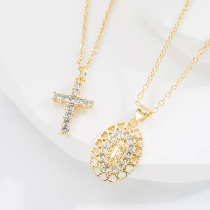 Wholesale Fashion Human Cross Heart Shape Copper Pendant Necklace Gold Plated Hollow Out Zircon Copper Necklaces