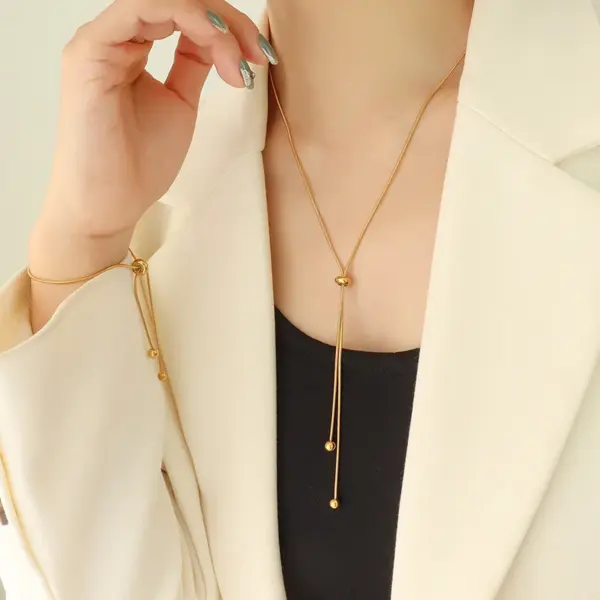 PVD Coated Real Gold Plated 18K Gold Solid Color 304 Stainless Steel Simple Style Waterproof Non Tarnish Bracelets Necklace