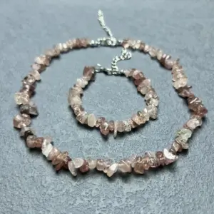 Strawberry quartz / Necklace