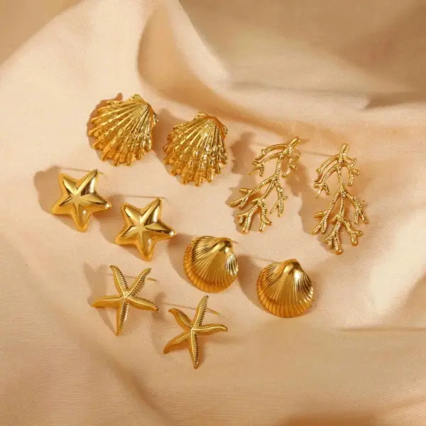 Wholesale 1 Pair Vintage Style Classic Style Scallop Star Starfish Plating 304 Stainless Steel Ear Studs