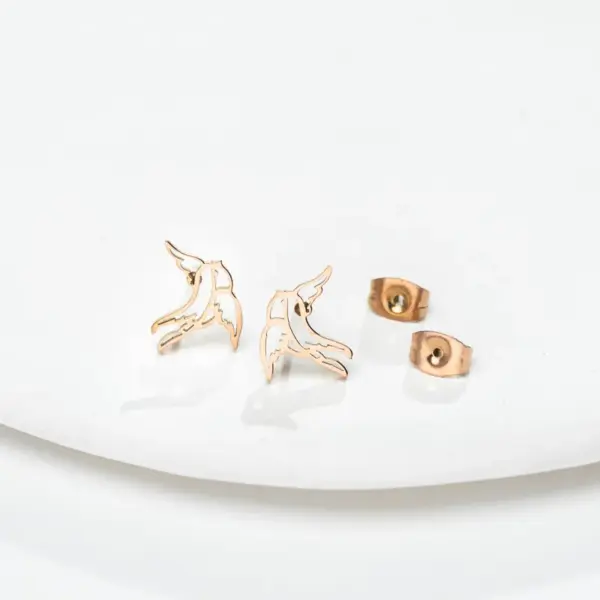 Wholesale PVD Coated 18K Gold Real Gold Plated 304 Stainless Steel Fashion Waterproof Non Tarnish Ear Studs