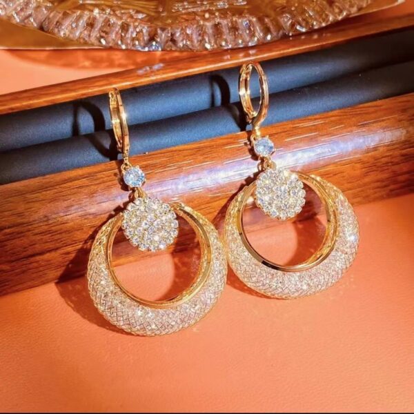 Wholesale Mesh Crystal Cat's Eye Long Earrings