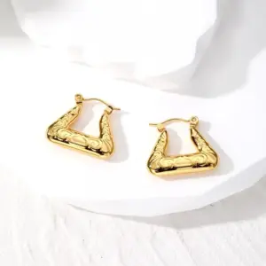 Triangle earrings