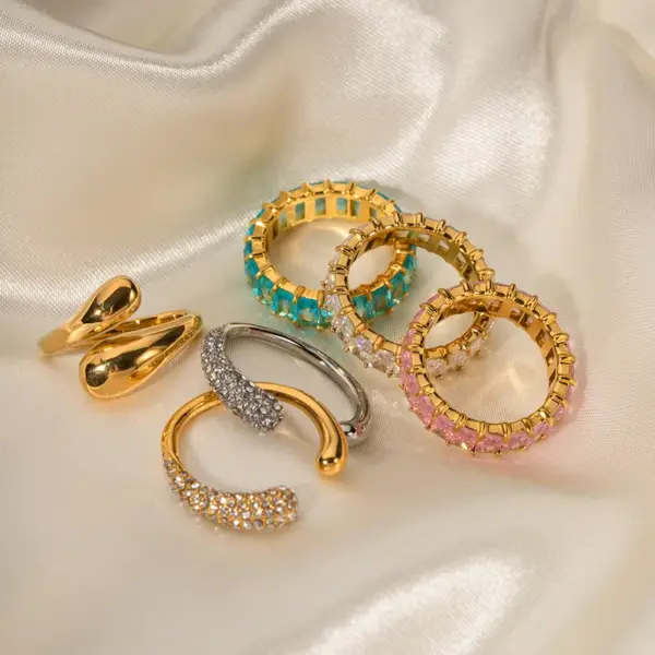 Wholesale Jewelry INS Style Shiny Round 304 Stainless Steel Zircon PVD Coated Plating Inlay Rings