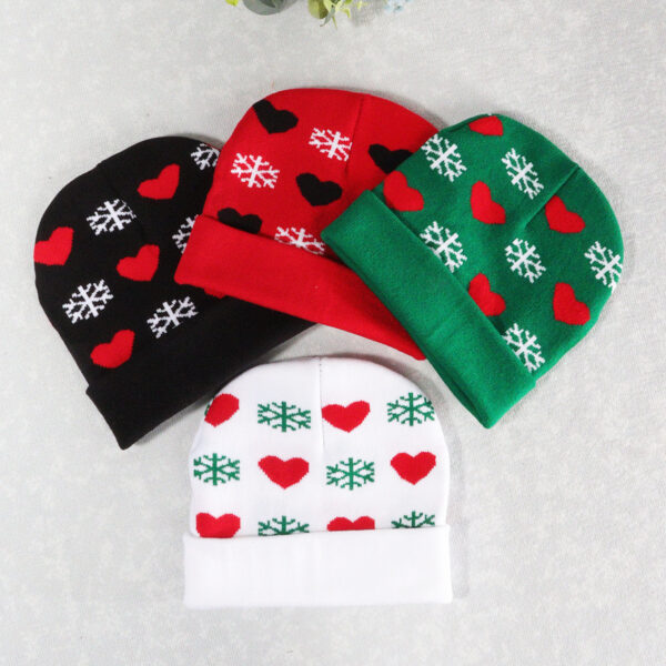Wholesale Snowflake and heart Christmas knitted hat
