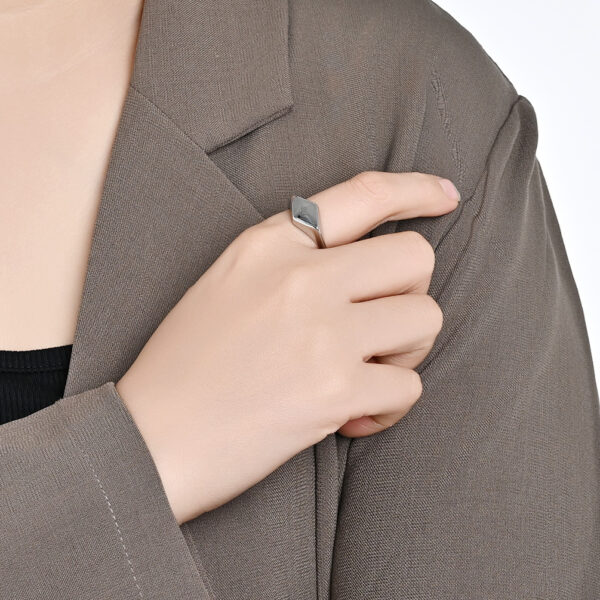 Wholesale European and American Simple Diamond Geometry High-level Design Sense Ring Female Niche Personality Gender-free Cold Style Food Ring