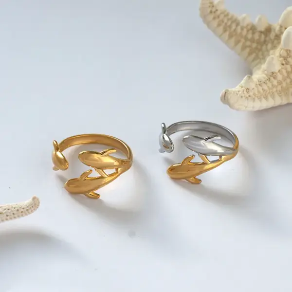 Wholesale PVD Coated Real Gold Plated 18K Gold Dolphin Fish 304 Stainless Steel Hawaiian Vacation Beach Waterproof Non Tarnish Open Rings