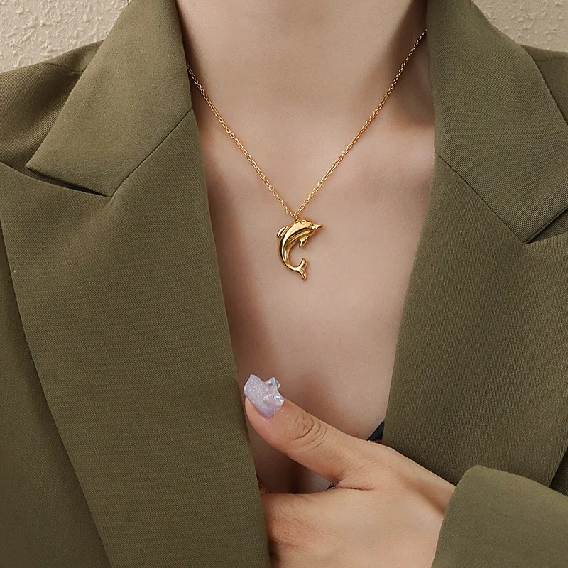 Wholesale PVD Coated Real Gold Plated 18K Gold Animal 304 Stainless Steel Simple Style Waterproof Non Tarnish 304 Stainless Steel Necklace