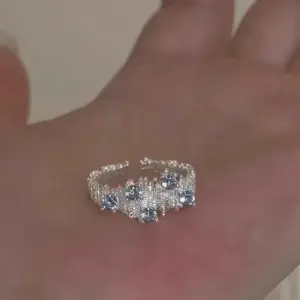 JZ0648 / Adjustable Opening