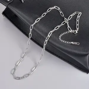 Silver / Chain Length: 45 + 7cm (Clavicle Chain)