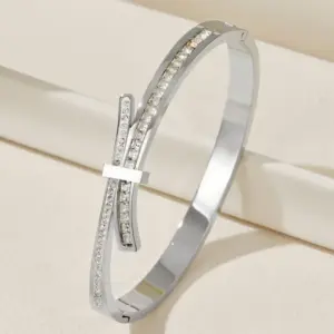 39B-C-6 Steel Color Imitation Bowknot Design Row Diamond Bracelet