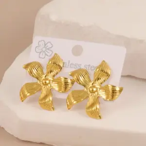 Gold / Average Size / Gold Style 185