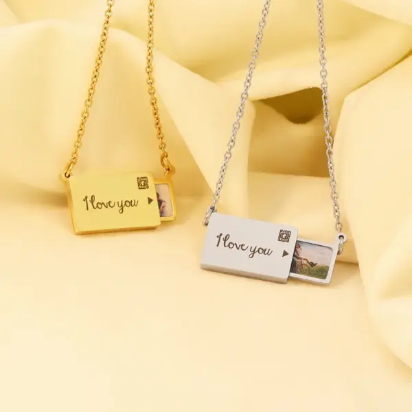 Wholesale Creative Pull-out Photo Envelope Fashion Stainless Steel Letter Clavicle Chain